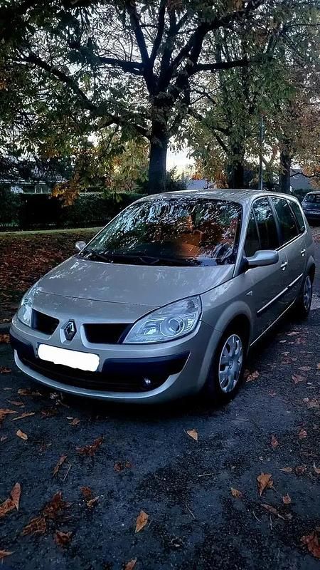Utilisé 2007 Renault Scénic II Monospace | 3 400 € - Image 1/4