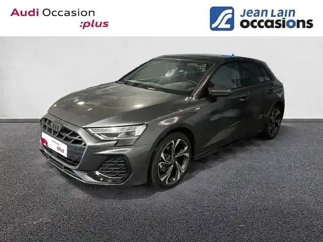 Gris daytona Utilisé 2025 Audi A3 S-Line Berline | 39 490 € - Image 1/4