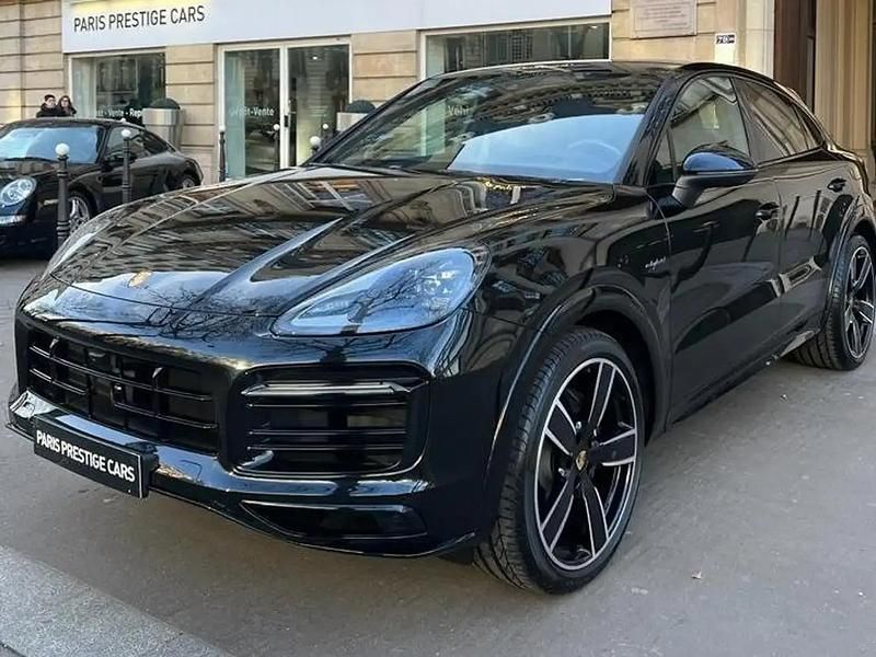 Noir Occasion 2023 Porsche Cayenne Coupe Coupé | 104 900 € - Image 1/4