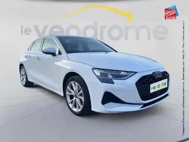 Occasion Audi A3 Design 2024 Blanc arkona Berline