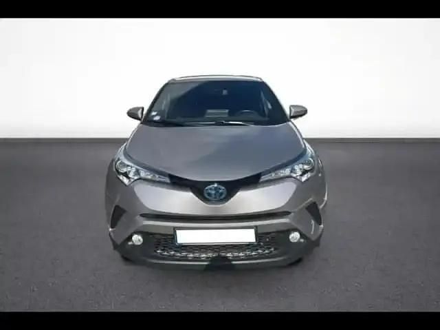 Occasion Toyota C-HR 122 ch (89 kW) 2019 Gris platinium SUV