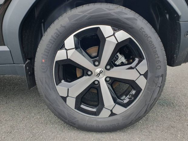 Noir Utilisé 2025 Dacia Duster Journey SUV | 28 600 € (Bon prix) - Image 1/4