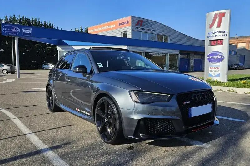 Gris Utilisé 2015 Audi RS3 Sportback Advanced Citadine | 39 490 € (Prix juste) - Image 1/4