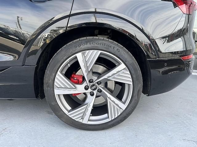 Occasion Audi Q8 e-tron S-Line 300 kW (408 ch) 2024 Noir mythe métallisé SUV