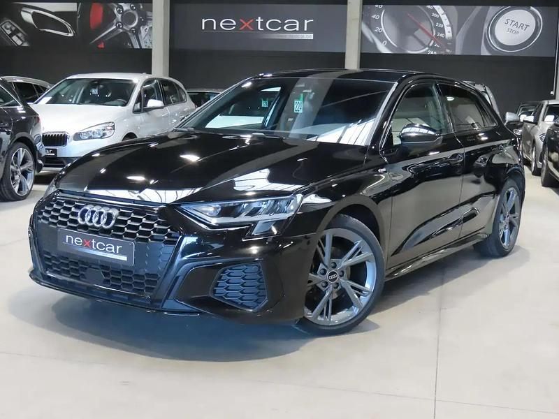 Noir Occasion 2021 Audi A3 S-Line Berline | 23 490 € (Prix juste) - Image 1/4