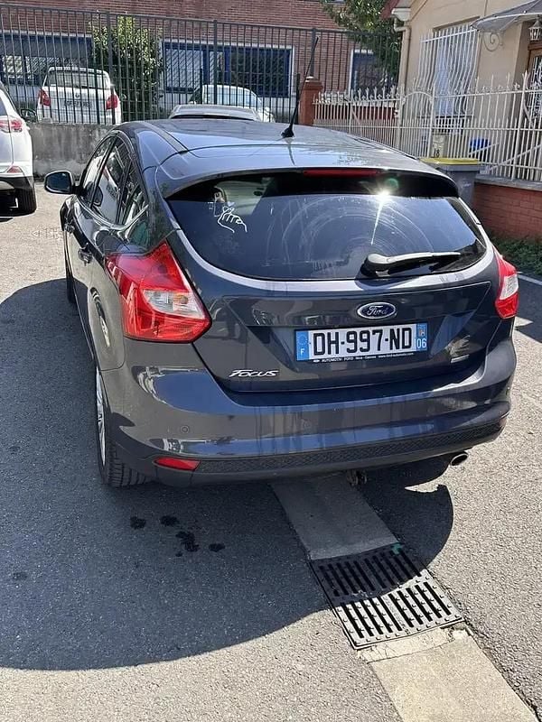 Utilisé 2014 Ford Focus S Berline | 6 000 € - Image 1/4