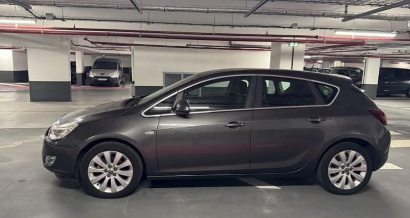 Occasion Opel Astra Sport 103 ch (75 kW) 2011 Berline