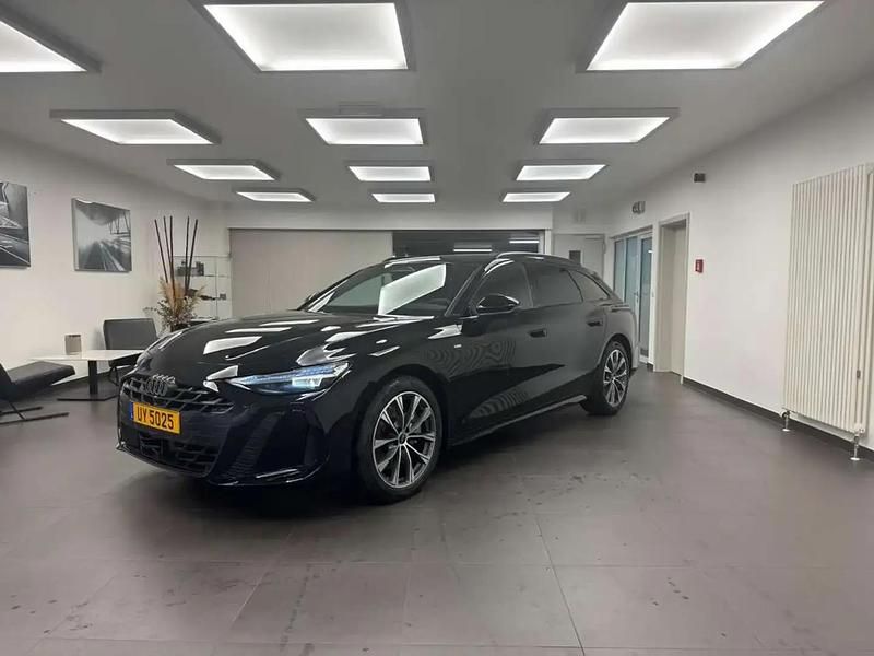 Vert Utilisé 2025 Audi A6 Sport Break | 71 692 € - Image 1/4