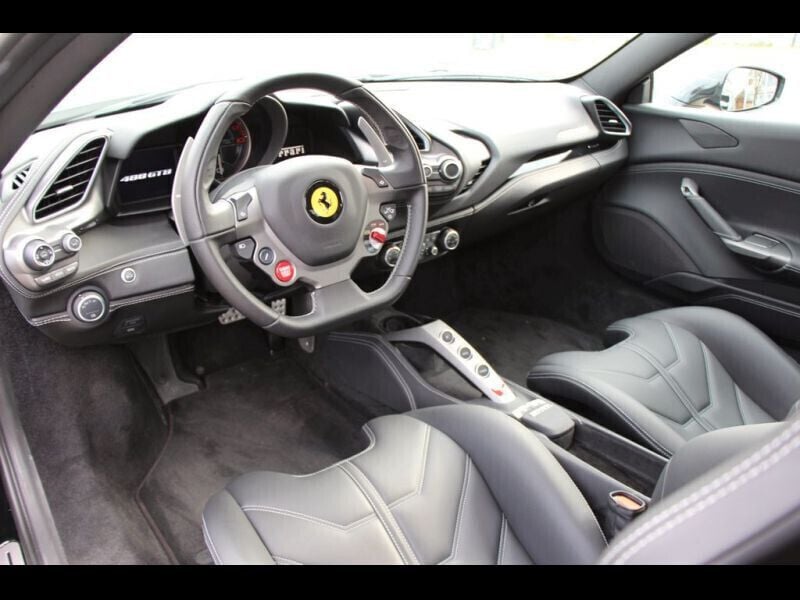 Occasion Ferrari 488 670 ch (492 kW) 2017 Noir Cabriolet