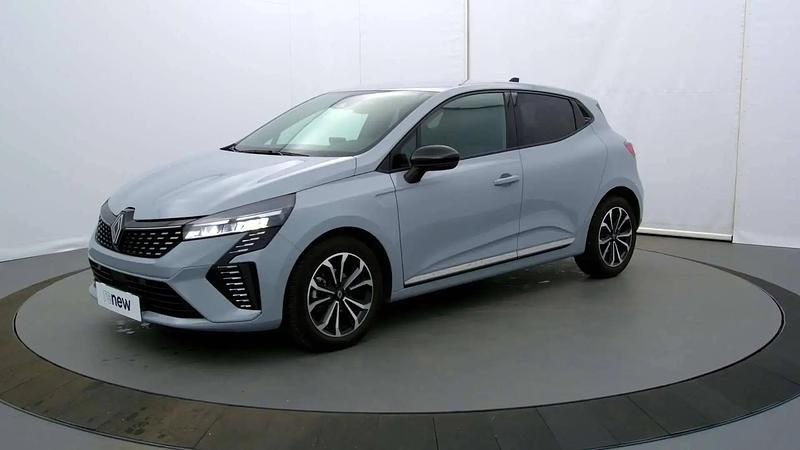 Gris Utilisé 2025 Renault Clio V Techno Citadine | 20 590 € (Prix cher) - Image 1/4