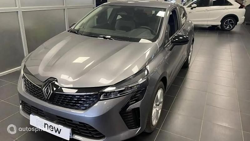 Gris Utilisé 2025 Renault Clio V Evolution Berline | 20 250 € (Prix cher) - Image 1/4