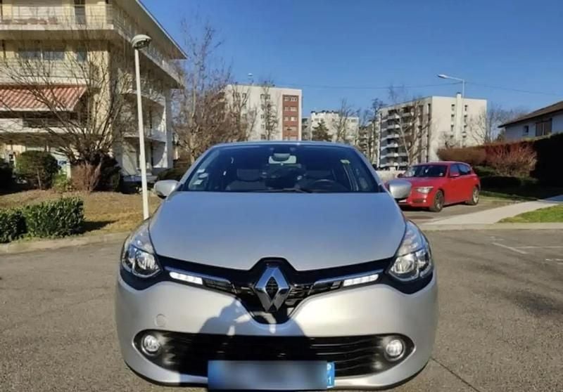 Argent Utilisé 2016 Renault Clio IV Intens Berline | 7 800 € (Prix juste) - Image 1/4