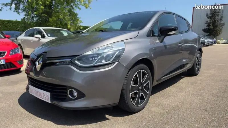 Gris Utilisé 2016 Renault Clio IV LIMITED Berline | 8 490 € (Prix juste) - Image 1/4