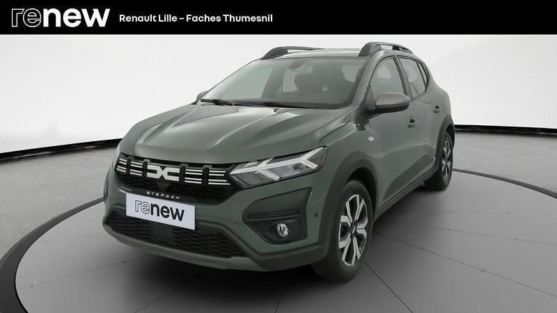 Gris Utilisé 2023 Dacia Sandero Expression Citadine | 15 599 € (Prix juste) - Image 1/4