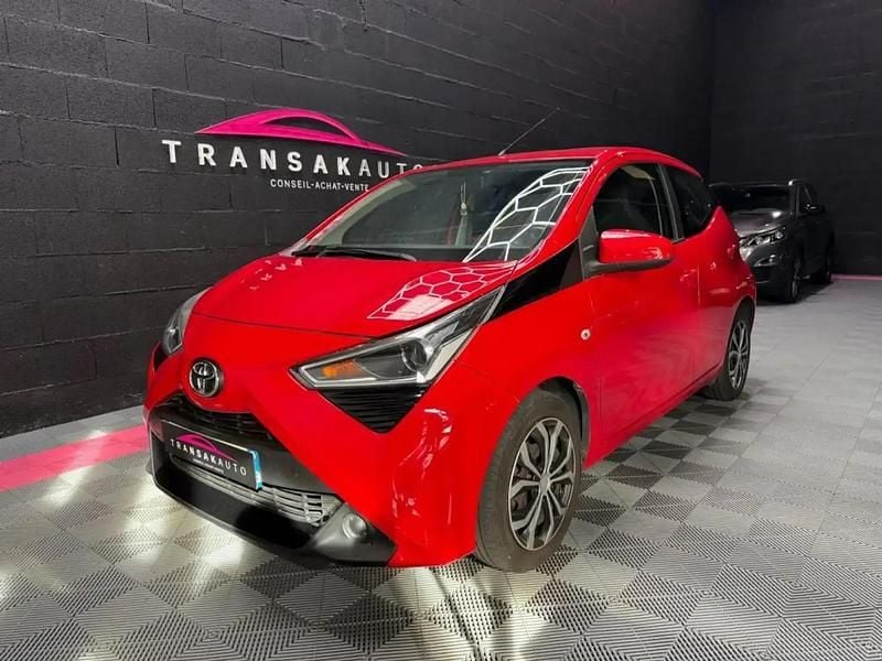 Rouge Utilisé 2019 Toyota Aygo X-play Citadine | 7 990 € (Super prix) - Image 1/4
