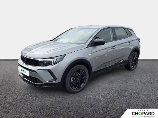 Peinture métallisée gris kontrast Utilisé 2024 Opel Grandland X SUV | 32 150 € - Image 1/4
