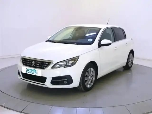 Blanc Utilisé 2020 Peugeot 308 S Berline | 11 990 € (Bon prix) - Image 1/4
