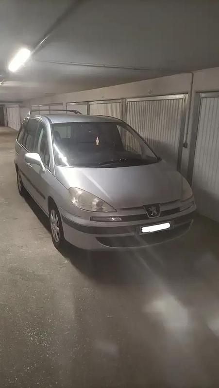 Utilisé 2007 Peugeot 807 Monospace | 2 900 € - Image 1/4