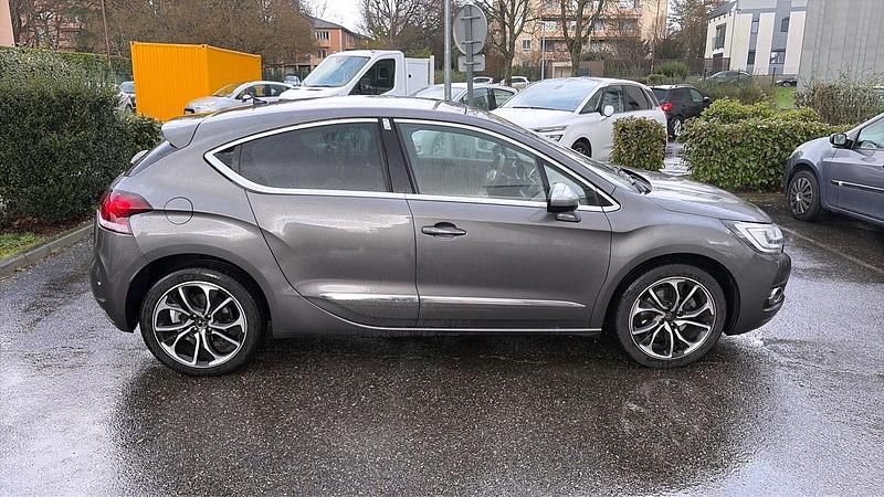 Occasion DS Automobiles DS4 Sport Chic 150 ch (110 kW) 2016 Gris Citadine