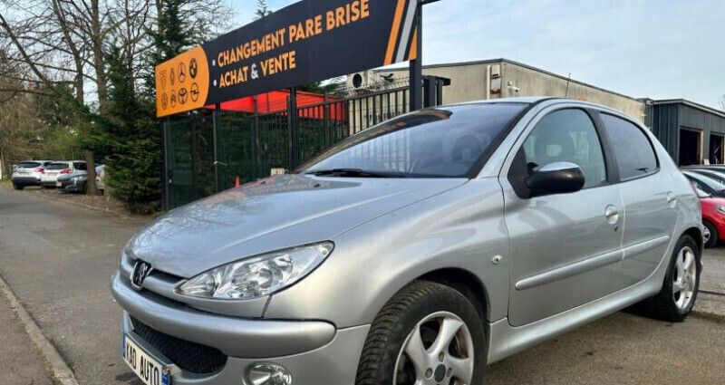 Utilisé 2005 Peugeot 206 Style Citadine | 4 995 € (Prix juste) - Image 1/4