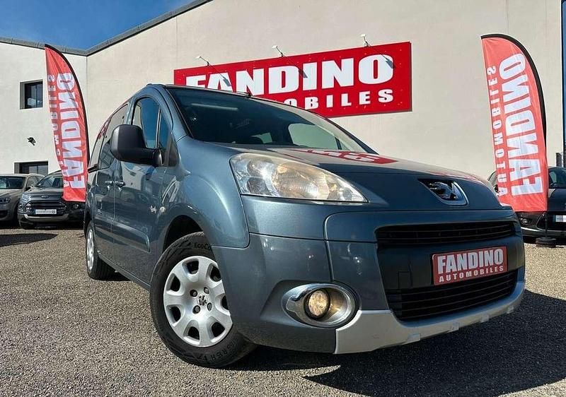 Occasion Peugeot TePee Active 92 ch (67 kW) 2012 Gris Van