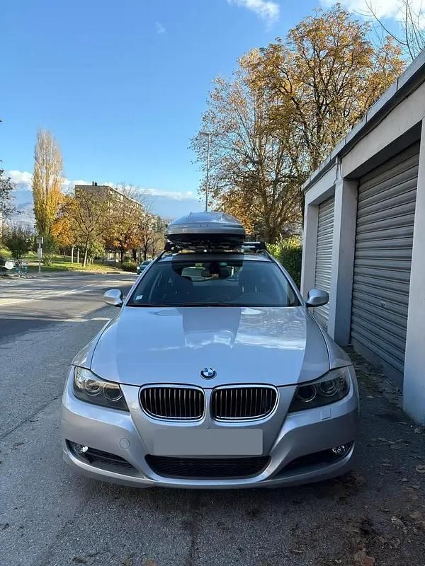 Occasion 2009 BMW 330 Sport Line Break | 15 000 € (Prix juste) - Image 1/4