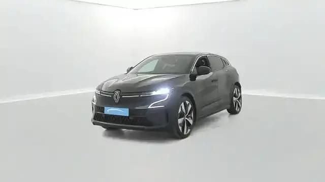 Noir etoile Occasion 2022 Renault Megane E-Tech Berline | 22 970 € (Bon prix) - Image 1/4