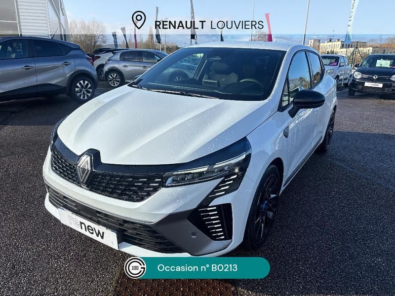Utilisé 2025 Renault Clio V Esprit Alpine Citadine | 22 890 € (Prix assez cher) - Image 1/4