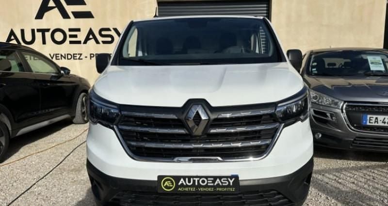 Blanc Utilisé 2022 Renault Trafic Van | 16 490 € - Image 1/4