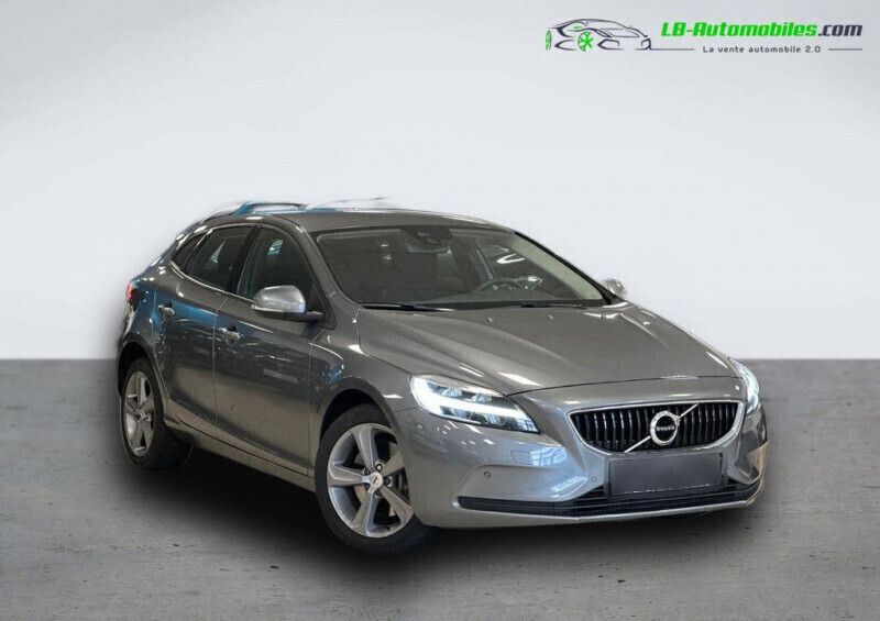 Utilisé 2017 Volvo V40 Break | 18 900 € (Prix assez cher) - Image 1/4