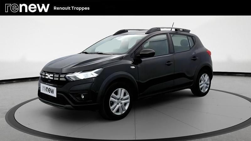 Noir Utilisé 2024 Dacia Sandero Expression Citadine | 15 490 € (Prix juste) - Image 1/4