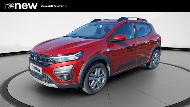 Rouge Utilisé 2022 Dacia Sandero Comfort Citadine | 13 990 € (Prix juste) - Image 1/4