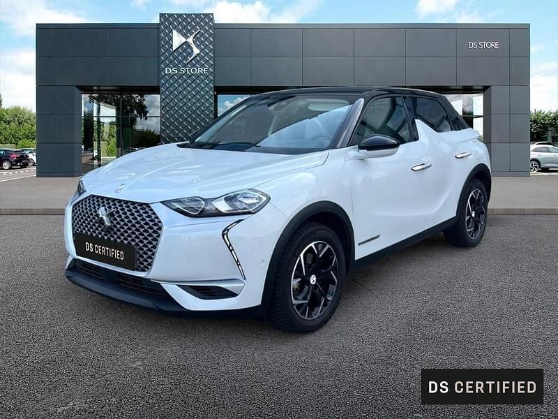 Blanc Utilisé 2021 DS Automobiles DS3 Crossback E-Tense Connected Chic SUV | 20 990 € (Prix assez cher) - Image 1/4