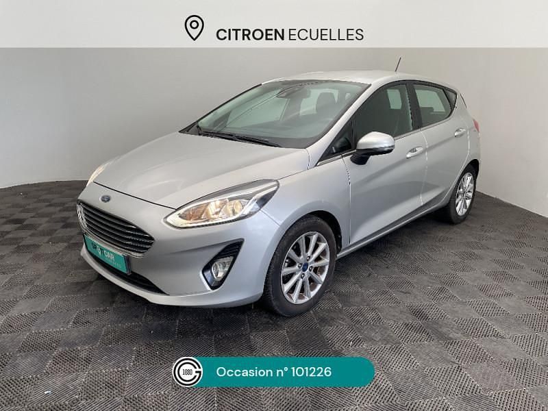 Gris Utilisé 2018 Ford Fiesta Titanium Citadine | 10 780 € (Prix juste) - Image 1/4