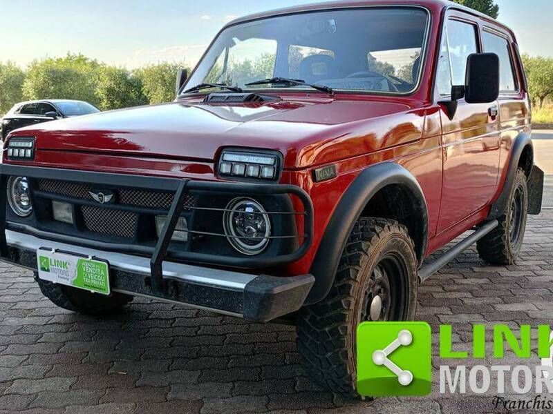 Rouge Occasion 1997 Lada niva SUV | 6 000 € - Image 1/4