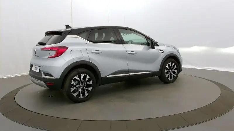 Image 2/4