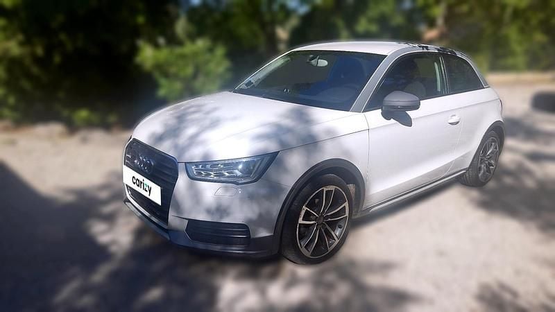 Blanc Utilisé 2015 Audi A1 Design Citadine | 10 243 € (Bon prix) - Image 1/4