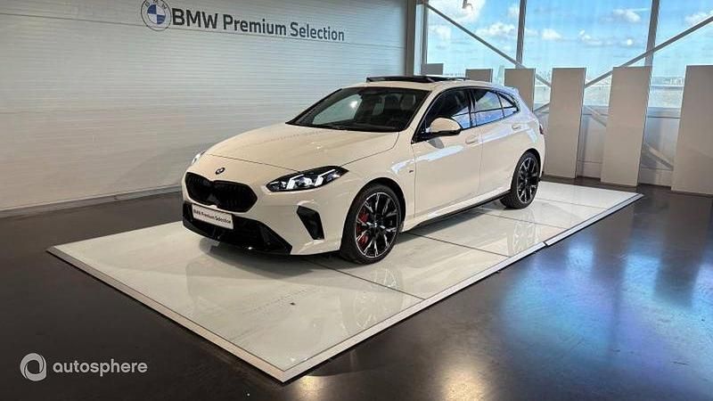 Blanc Nouvelle 2025 BMW 120 M Sport Citadine | 49 999 € - Image 1/4