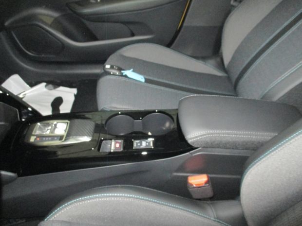Image 3/4