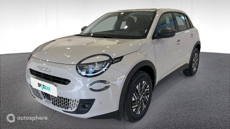 Beige Nouvelle 2025 Fiat 600 SUV | 26 750 € (Prix juste) - Image 1/4