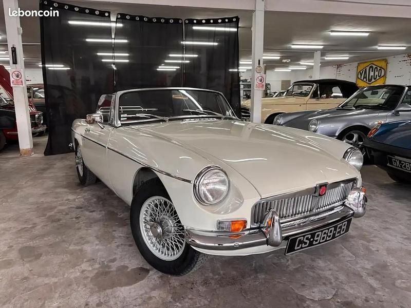 Blanc Occasion 1964 MG B Cabriolet | 27 500 € - Image 1/4