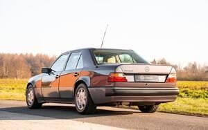 Occasion Mercedes E500 326 ch (239 kW) 1991 Gris Berline