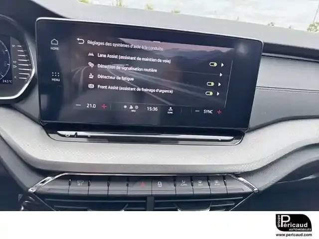 Nouvelle Skoda Octavia 110 ch (80 kW) 2025 Bleu lave Break