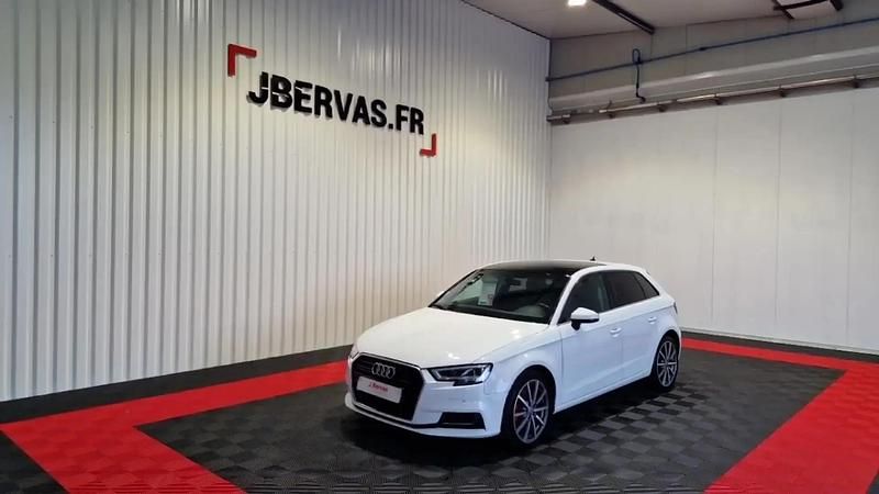 Blanc Utilisé 2019 Audi A3 Design Berline | 19 990 € (Bon prix) - Image 1/4
