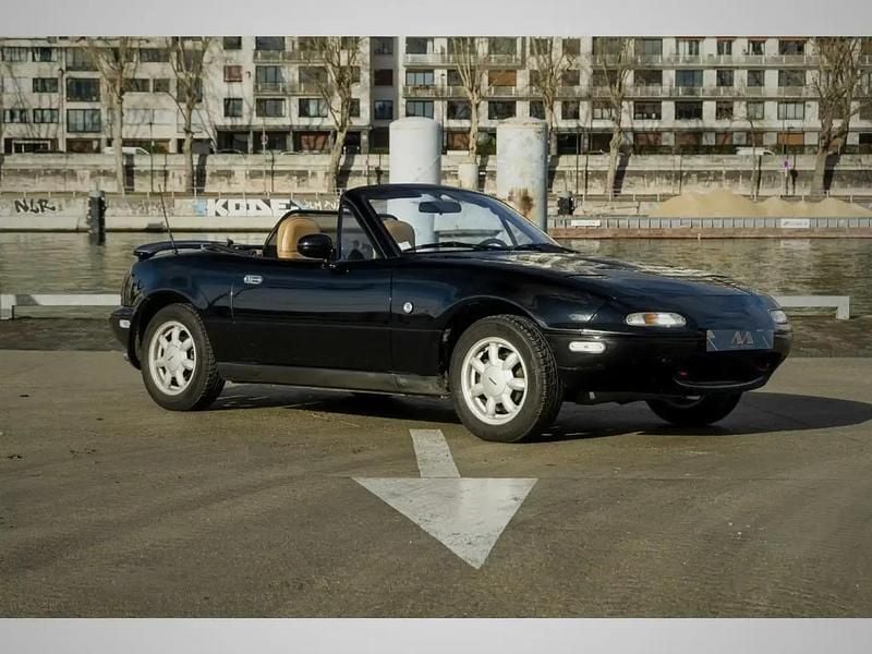 Noir Occasion 1993 Mazda MX5 Edition Cabriolet | 25 900 € - Image 1/4