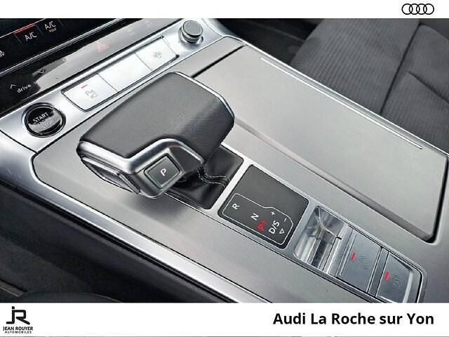 Occasion Audi A7 Sportback S-Line 204 ch (150 kW) 2022 Blanc glacier métallisé Citadine