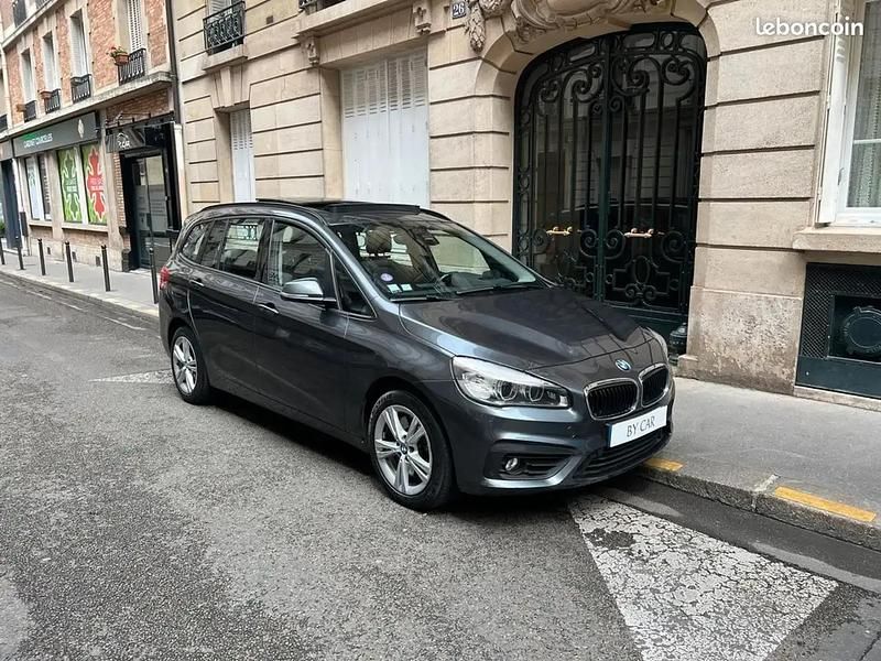 Gris Utilisé 2016 BMW 220 Sport Line SUV | 18 990 € - Image 1/4