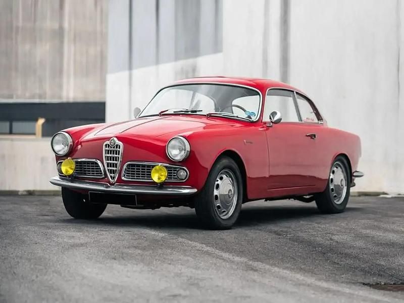 Occasion Alfa Romeo Giulietta 135 ch (99 kW) 1961 Rouge Coupé
