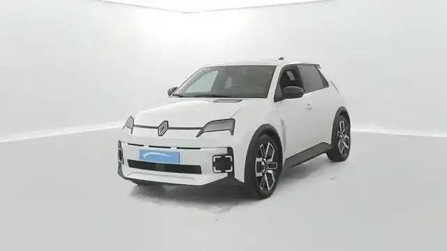 Blanc nacre Occasion 2025 Renault 5 E-Tech Berline | 28 400 € (Prix juste) - Image 1/4
