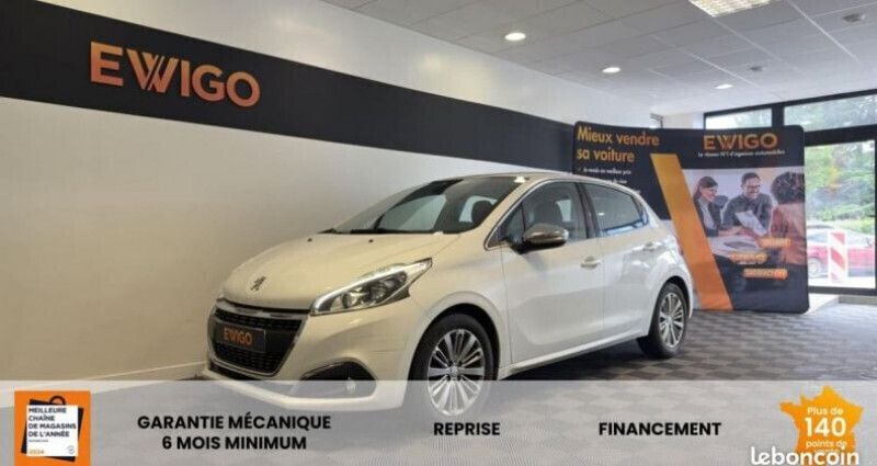 Blanc Utilisé 2016 Peugeot 208 Allure+ Citadine | 5 990 € (Super prix) - Image 1/4